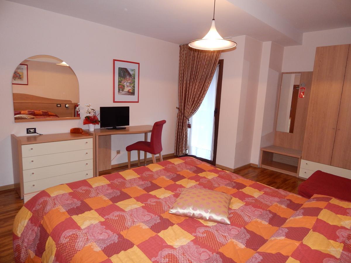 Albergo Ginevra Roncone Esterno foto