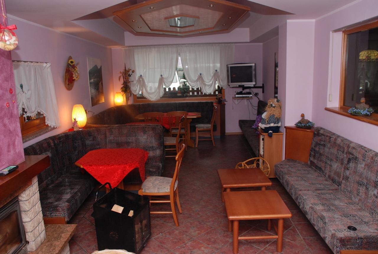 Albergo Ginevra Roncone Esterno foto